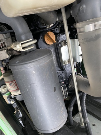 2015 John Deere 1025R - Photo17