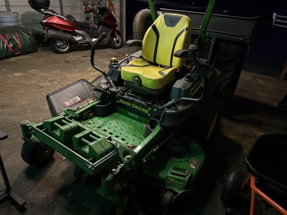 Photo of 2022 John Deere Z950M