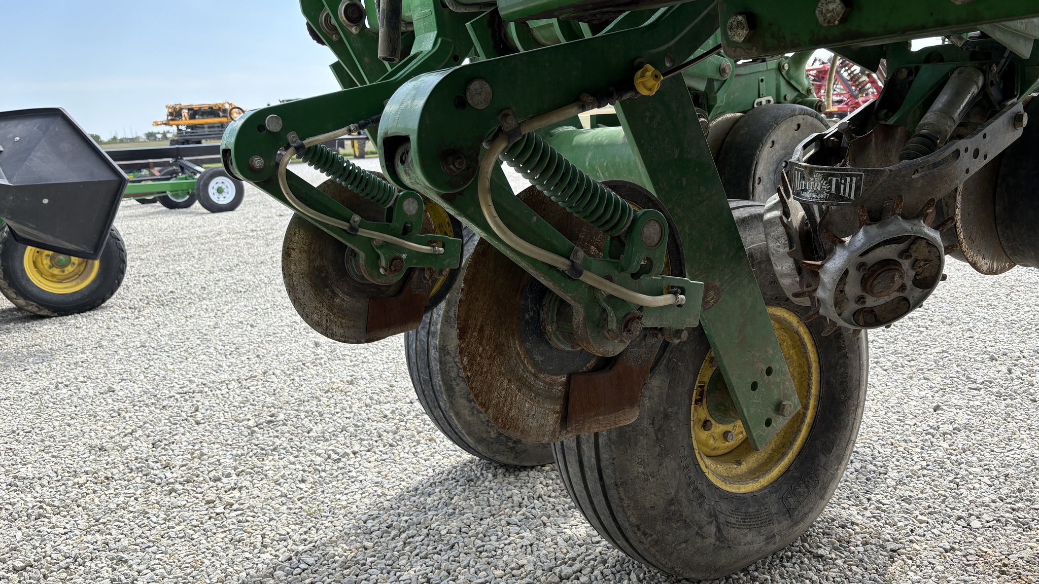 2015 John Deere 1775NT Image 37