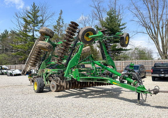 2020 John-Deere 2660VT