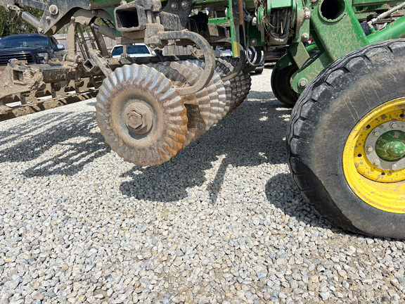 2020 John-Deere 2660VT