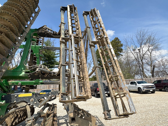 2020 John-Deere 2660VT