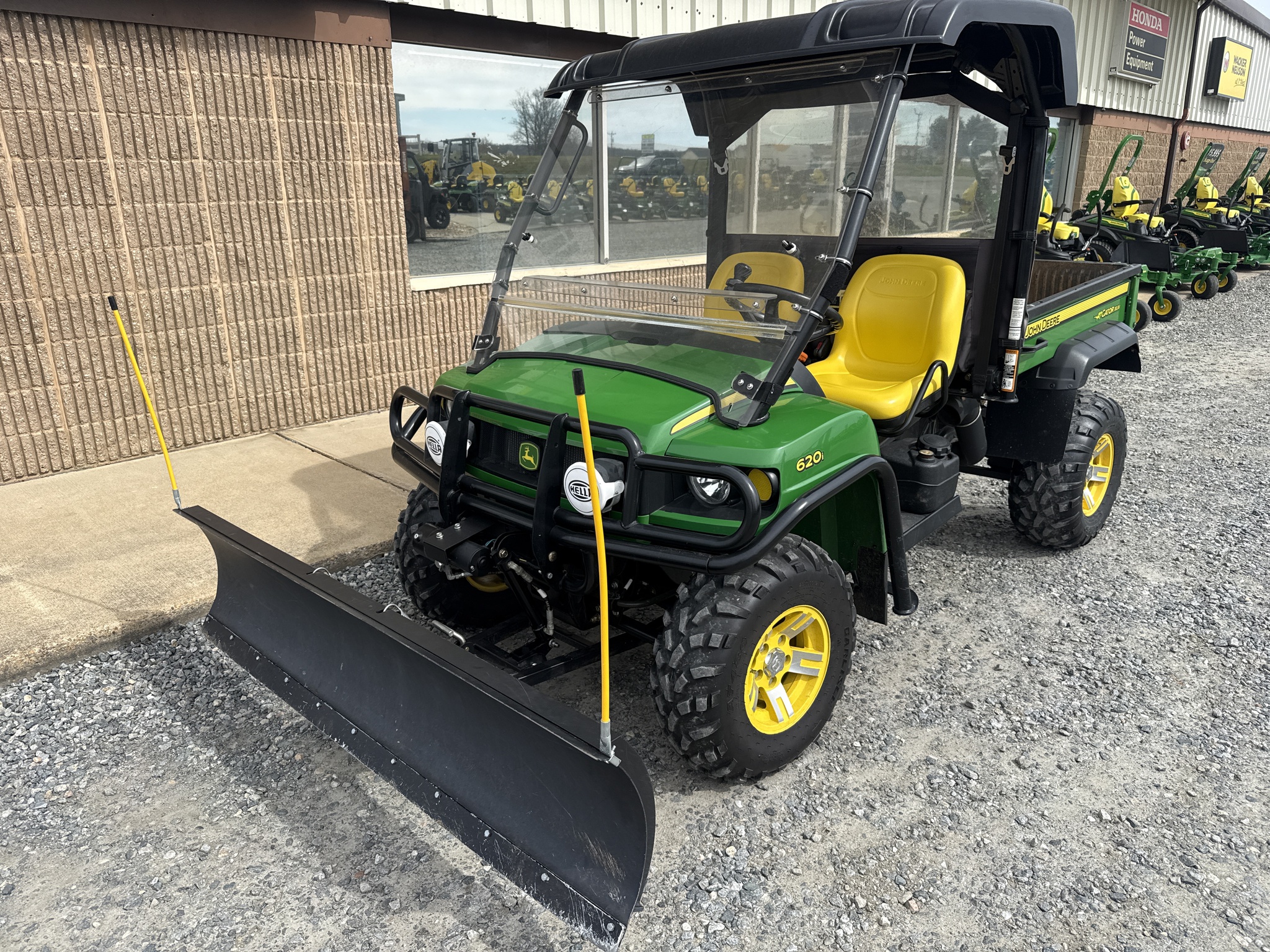 2009 John Deere XUV 620I GREEN Image 3