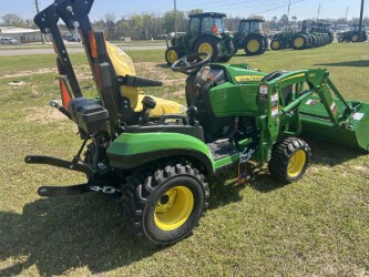 2025 John Deere 1025R Photo 4