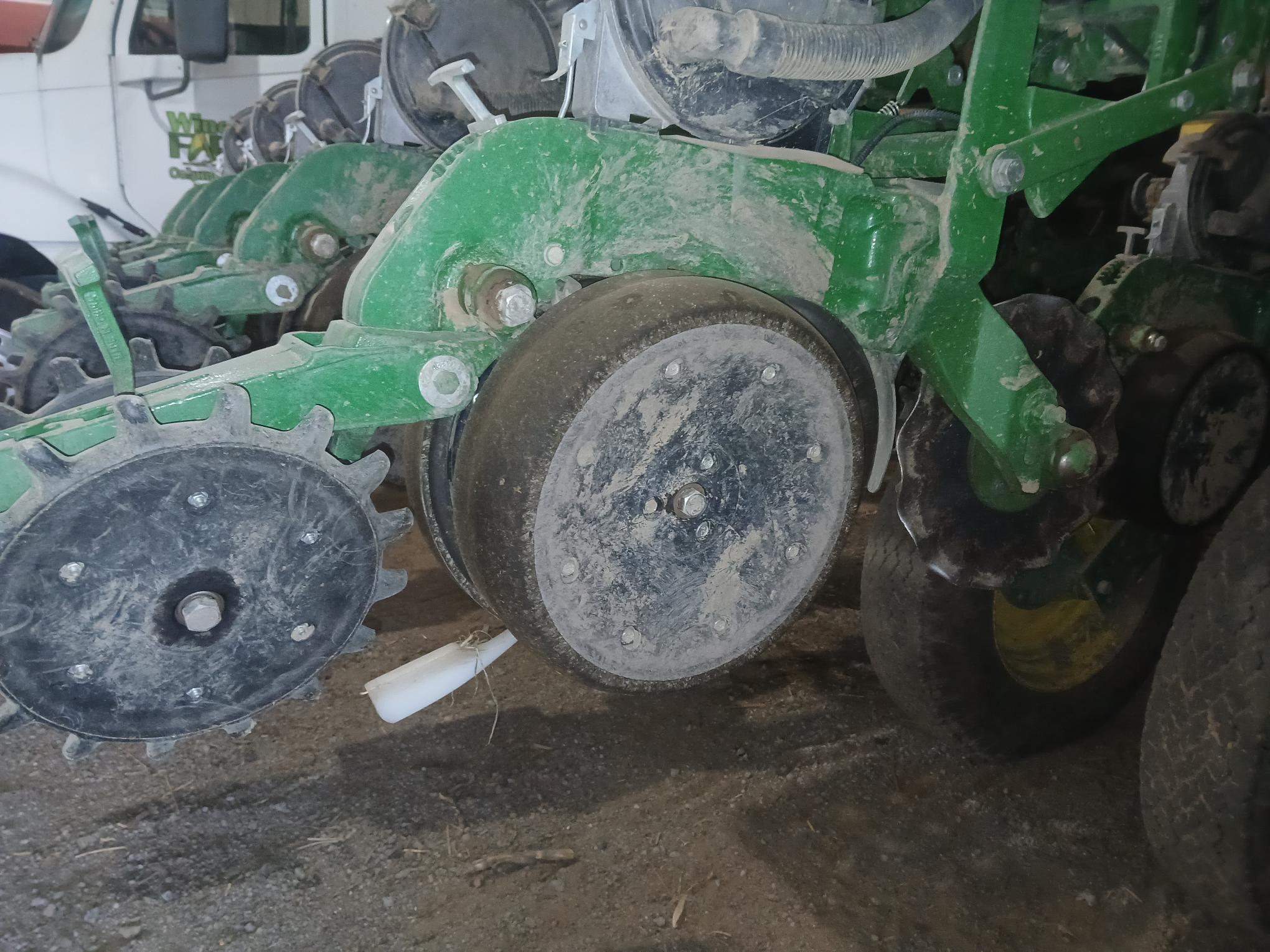 2013 John Deere 1790 Image 5