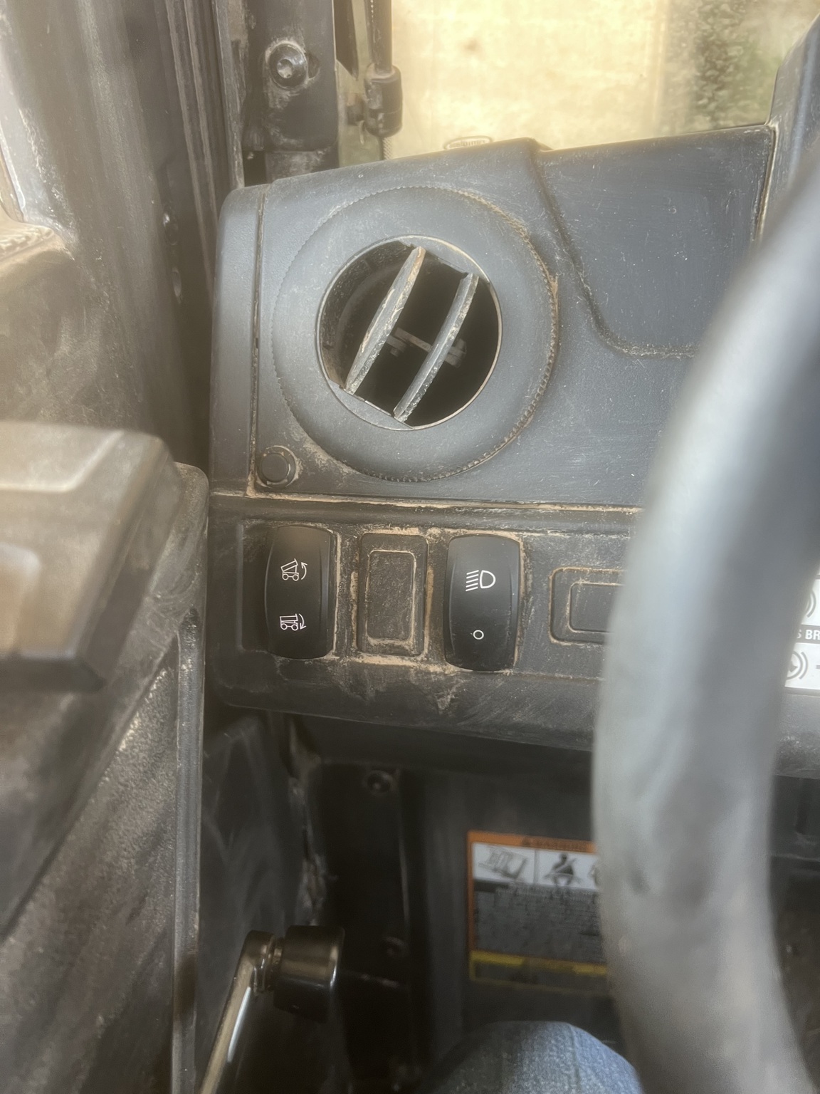  2021 John Deere XUV 835M at Heritage Tractor in Rogersville, MO