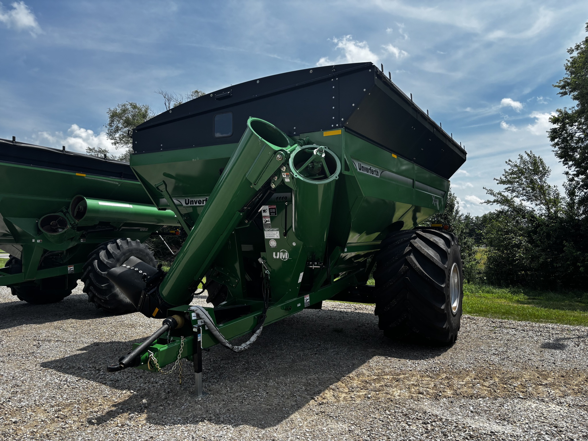 Used 2023 Unverferth 1119 Grain Carts at Koenig Equipment in Knightstown, IN - PhotoXL0