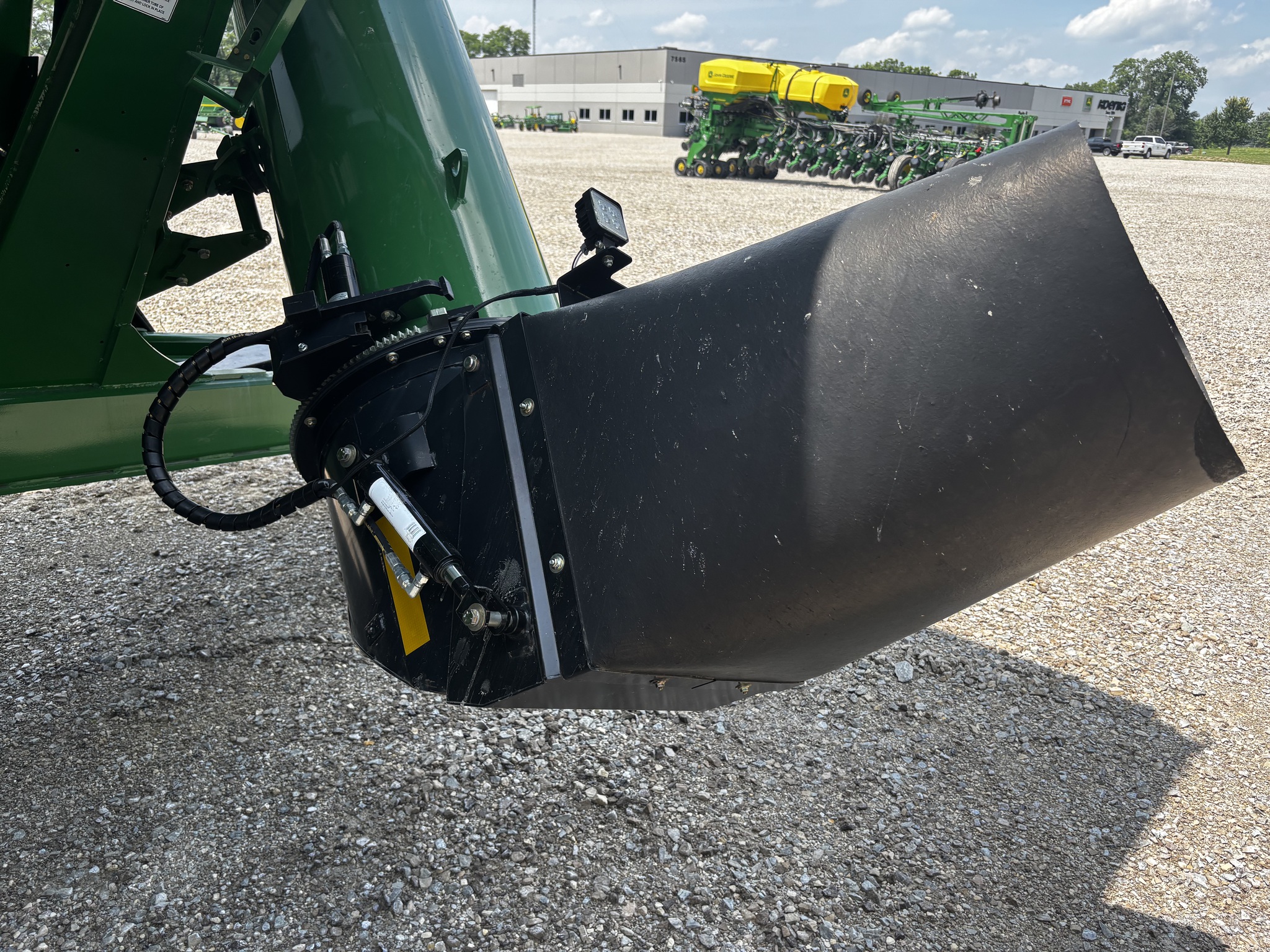 Used 2023 Unverferth 1119 Grain Carts at Koenig Equipment in Knightstown, IN - PhotoXL4