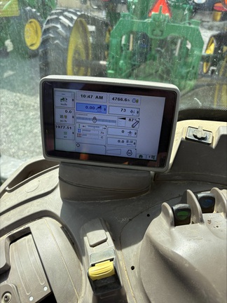 2011 John-Deere 7215R