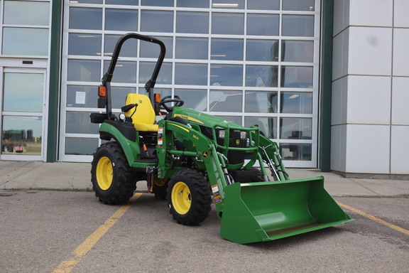 New In-Stock 2026 John Deere 2025R Compact Utility Tractors at Horizon Ag & Turf in Horizon Ag & Turf,  - Photo1