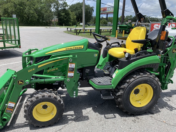 2025 John Deere 2025R