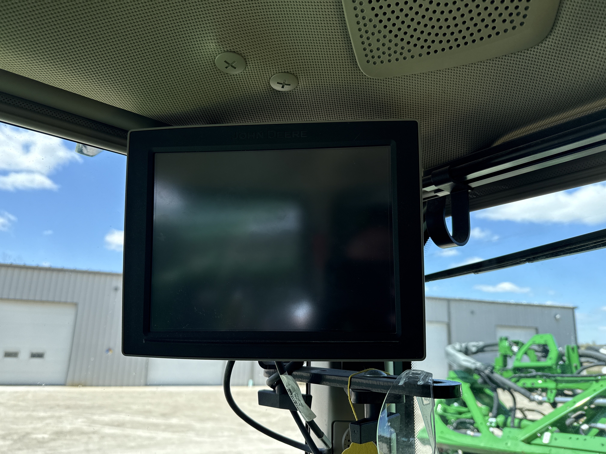 2023 John Deere 800R Image 86