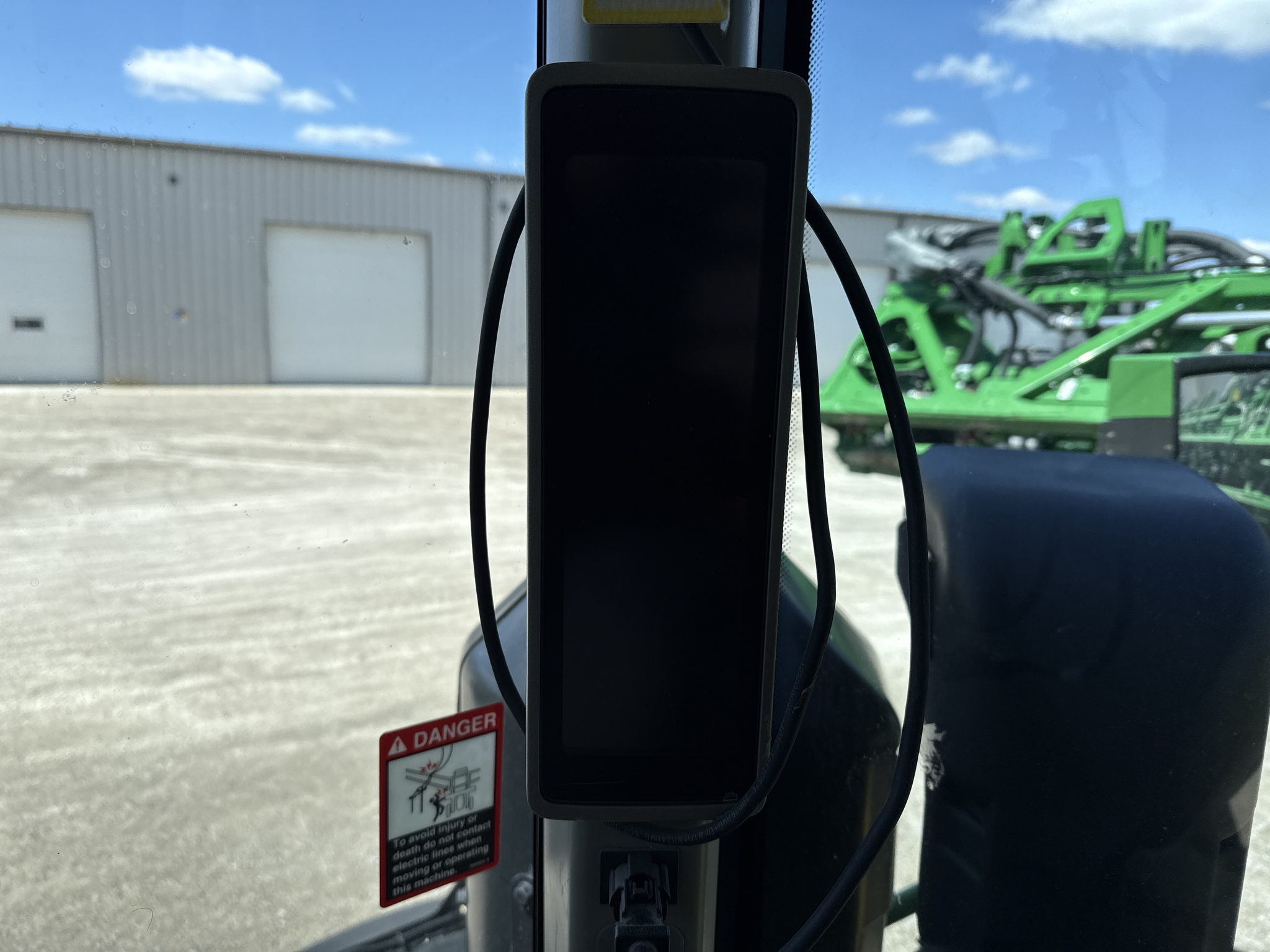 2023 John Deere 800R Image 88