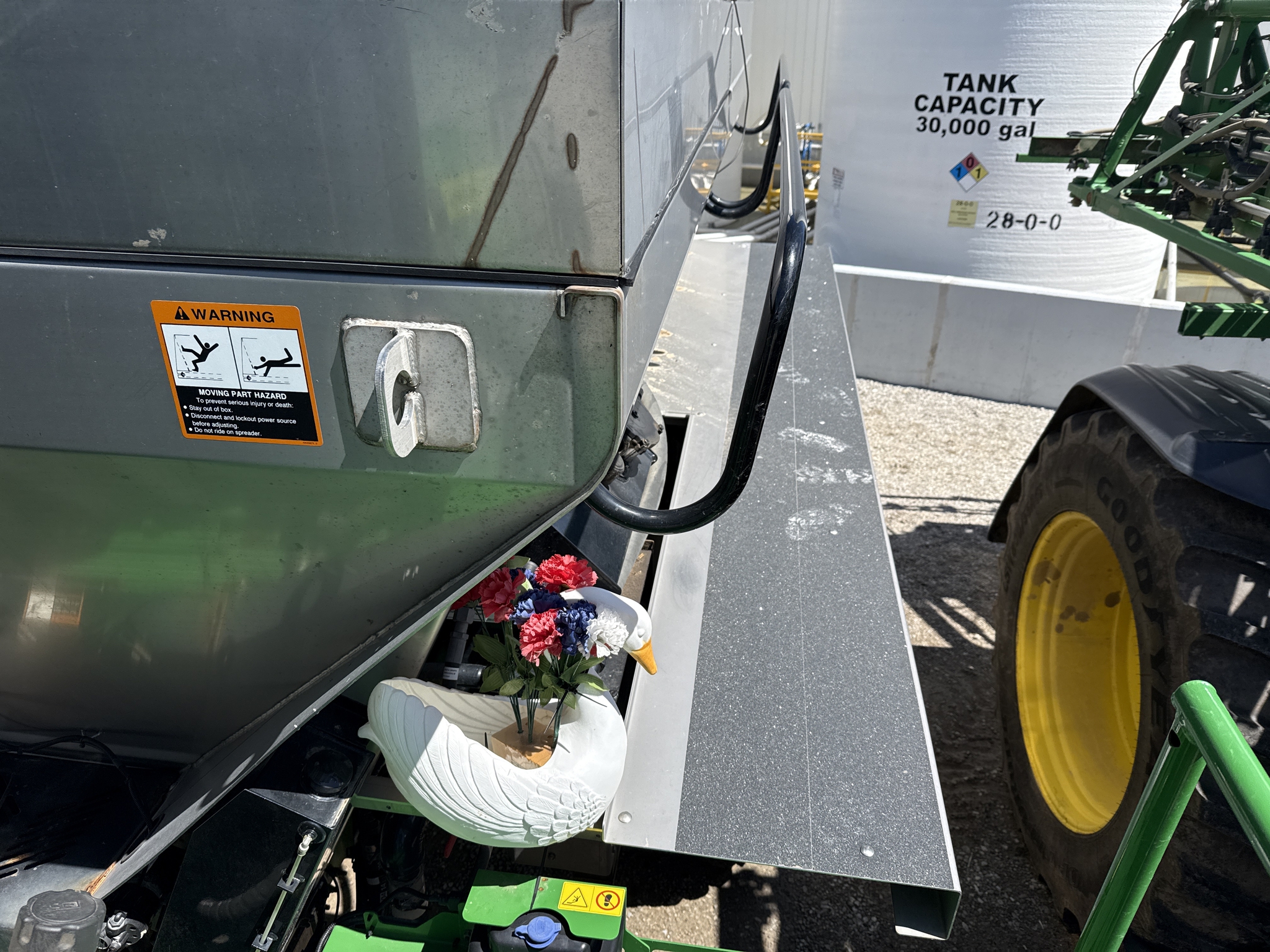2023 John Deere 800R Image 68