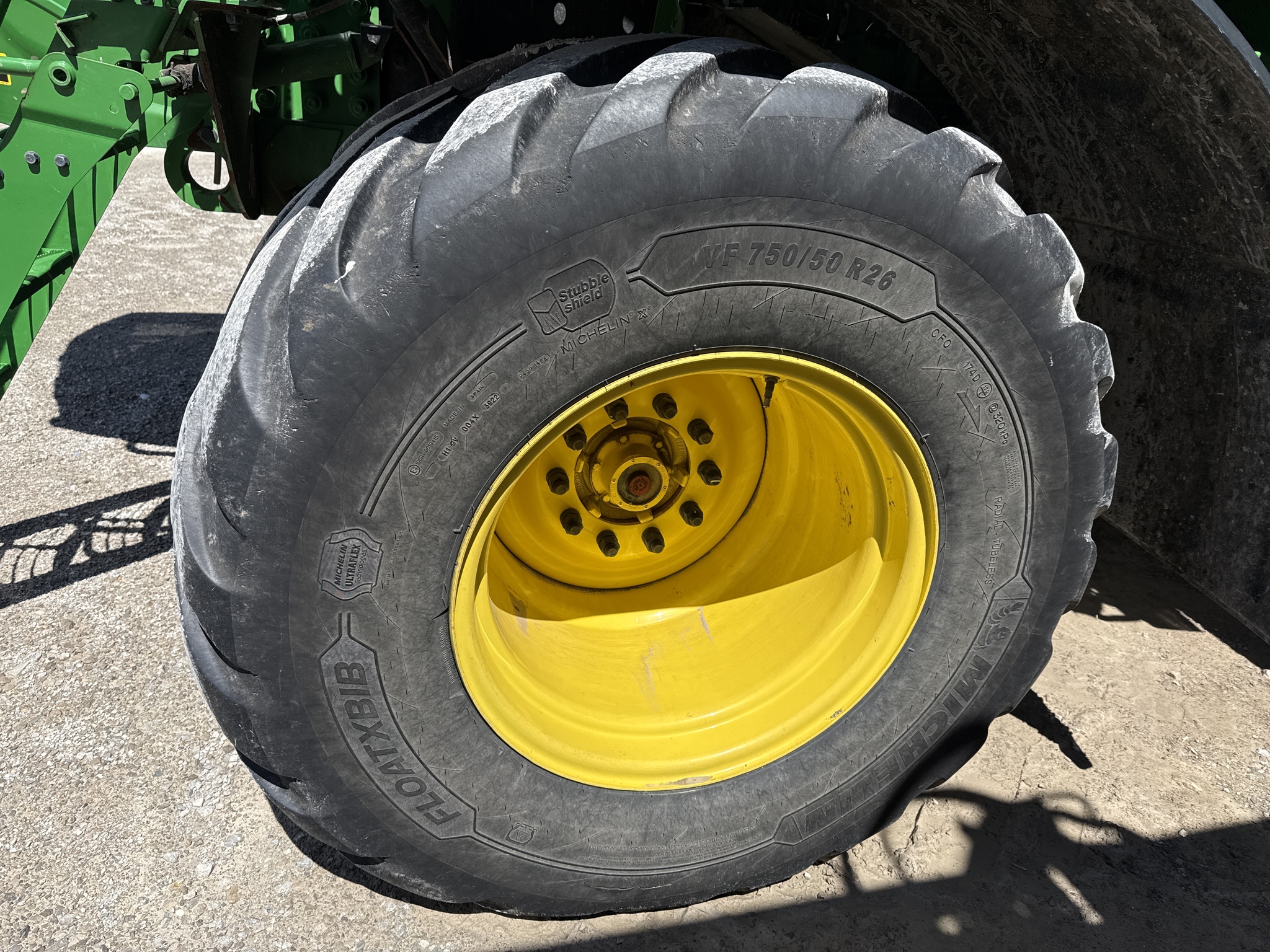 2023 John Deere 800R Image 4