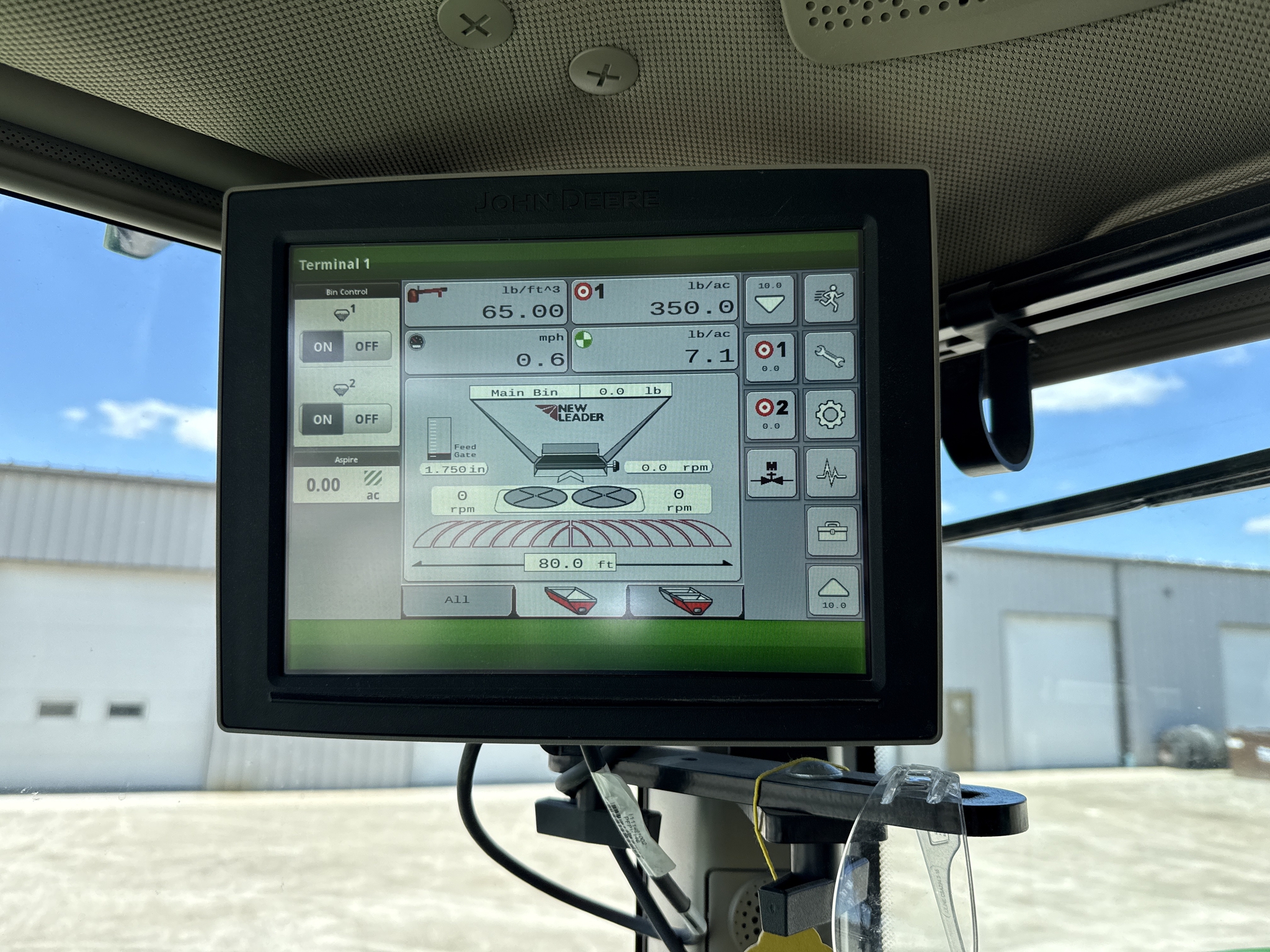 2023 John Deere 800R Image 87