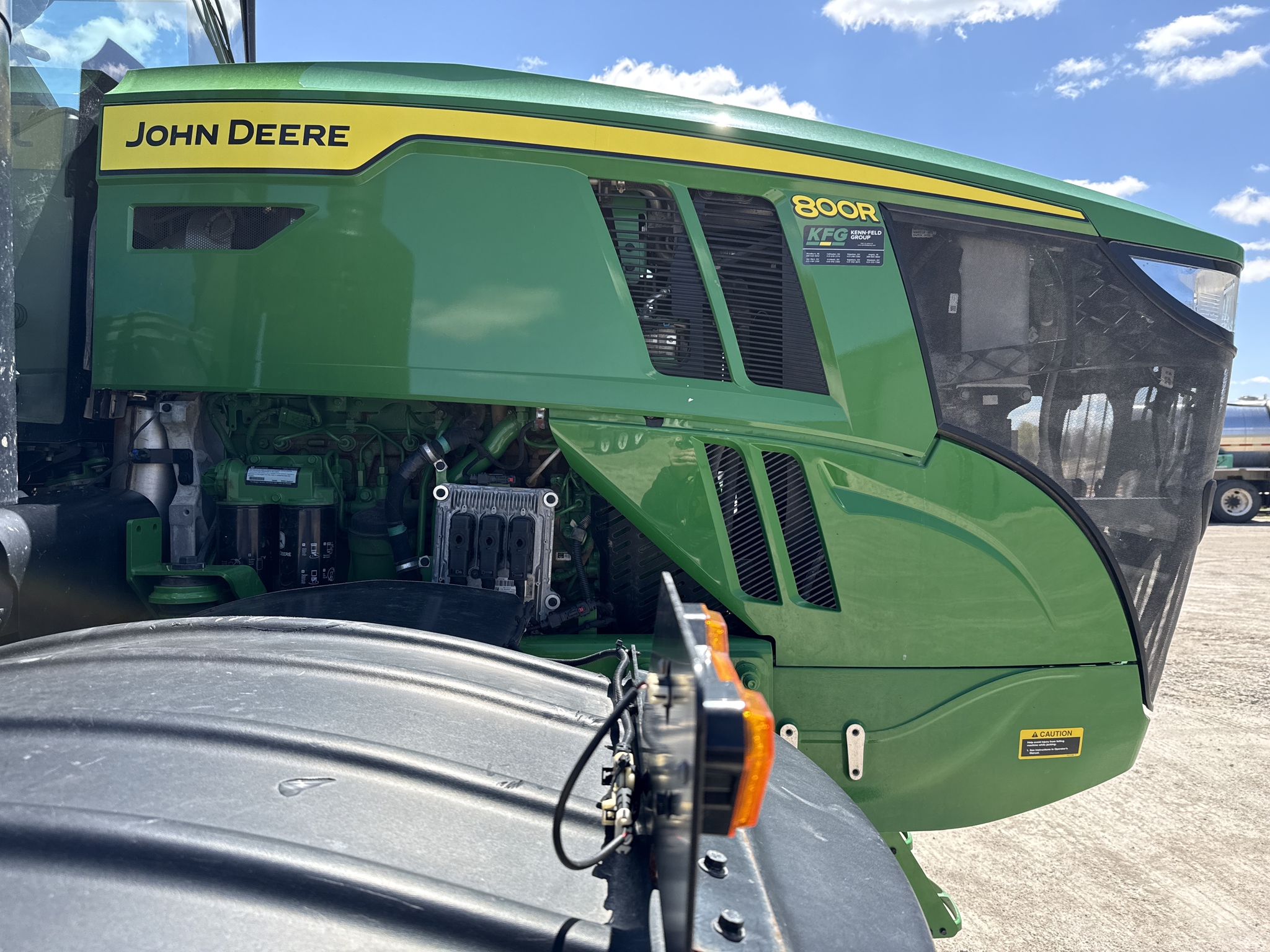 2023 John Deere 800R Image 57