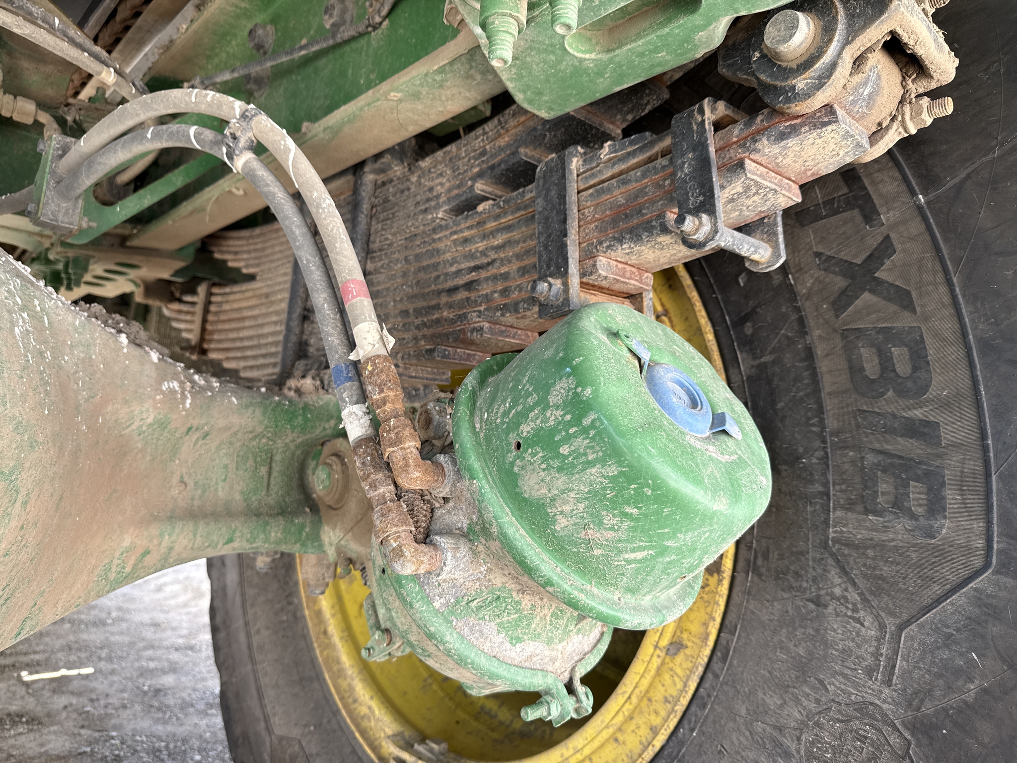 2023 John Deere 800R Image 36
