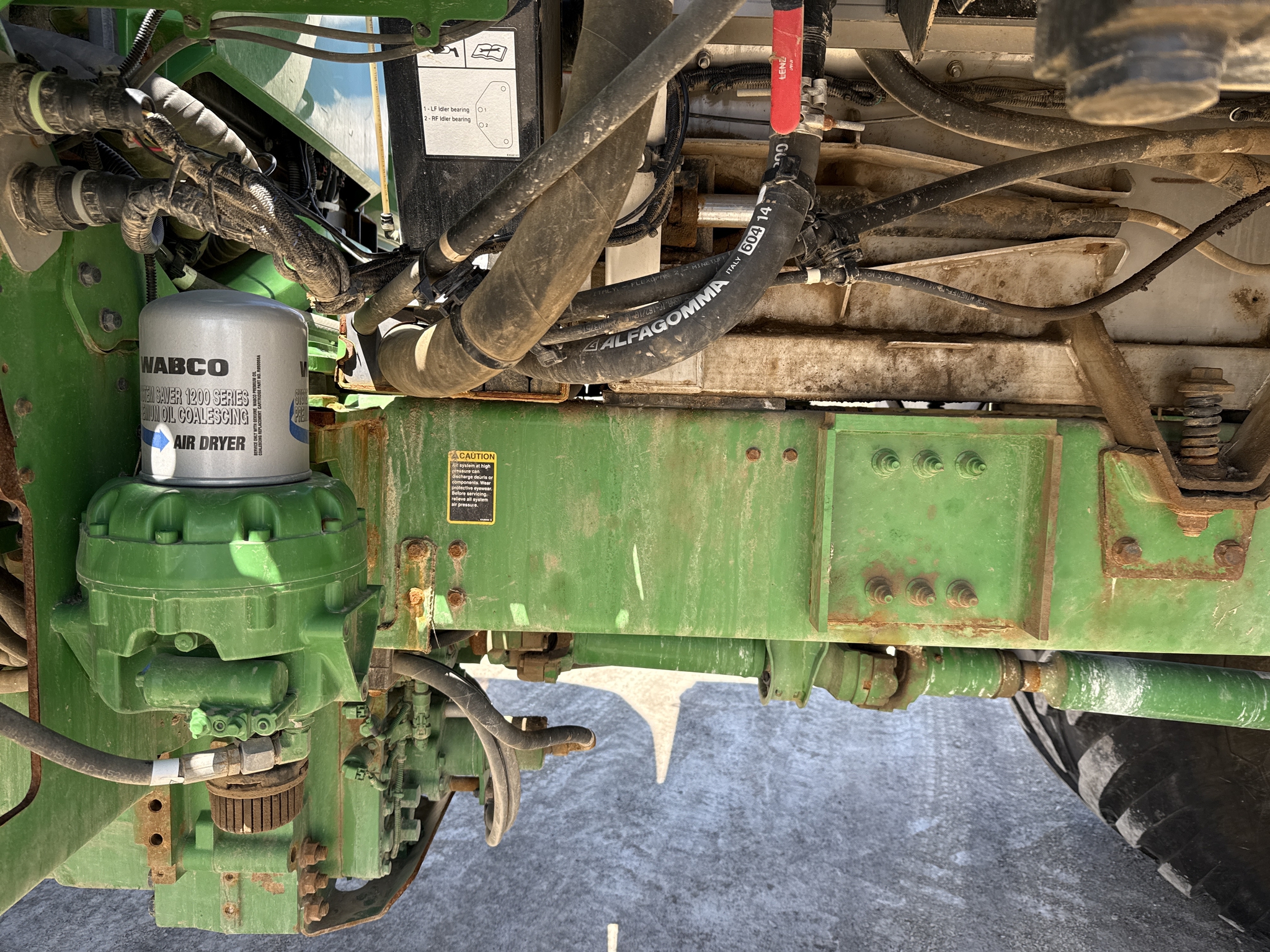 2023 John Deere 800R Image 7