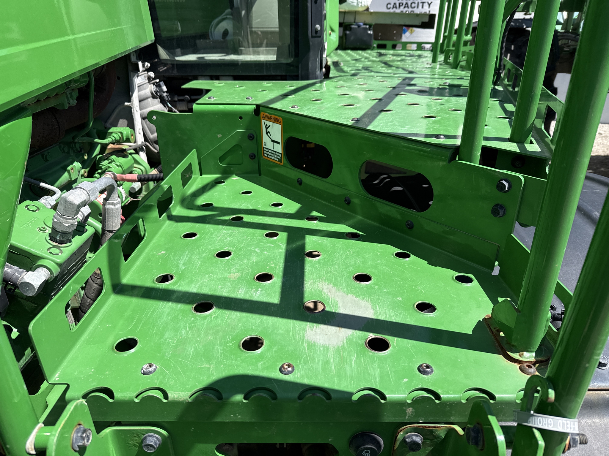 2023 John Deere 800R Image 64