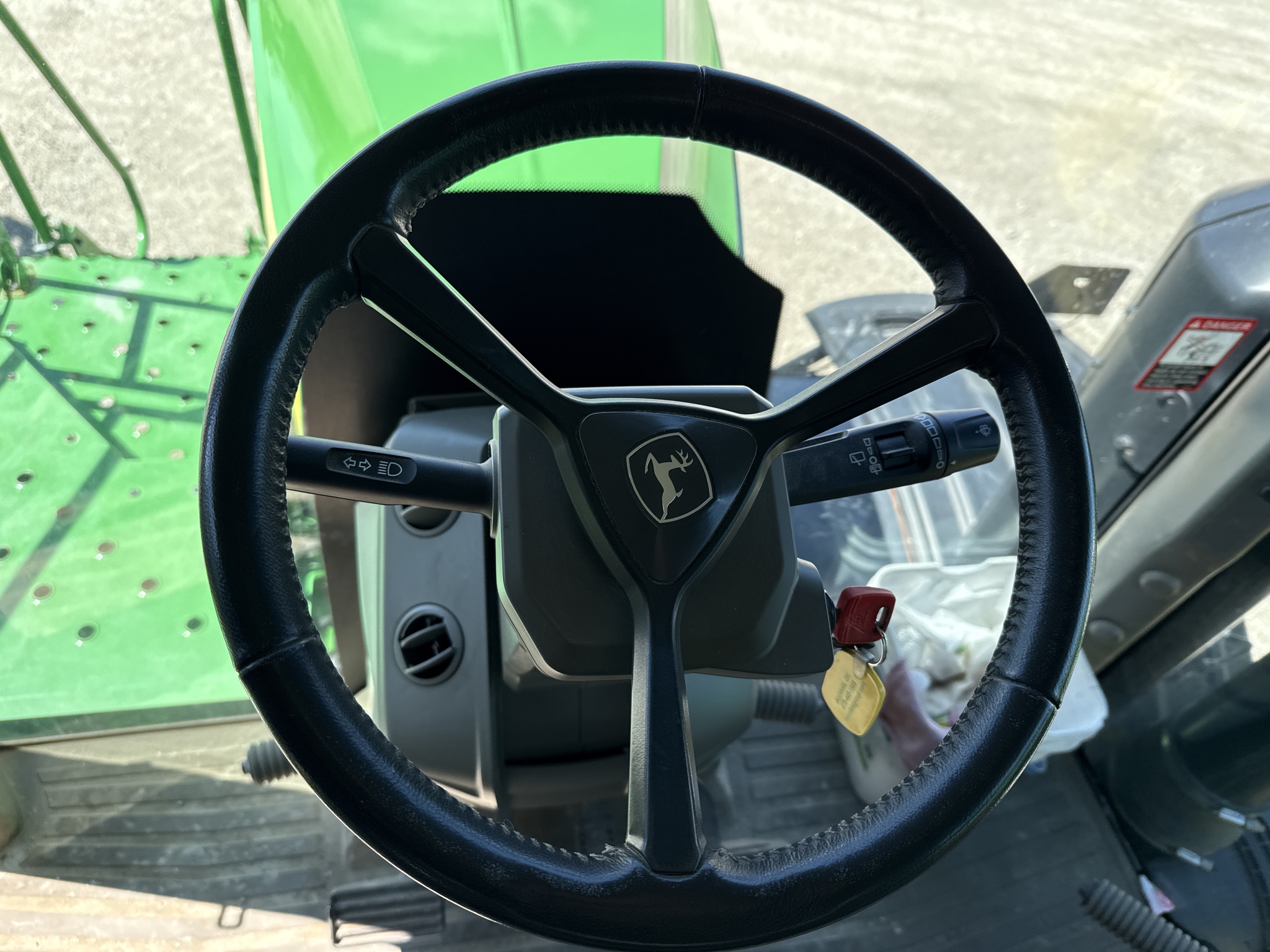 2023 John Deere 800R Image 81