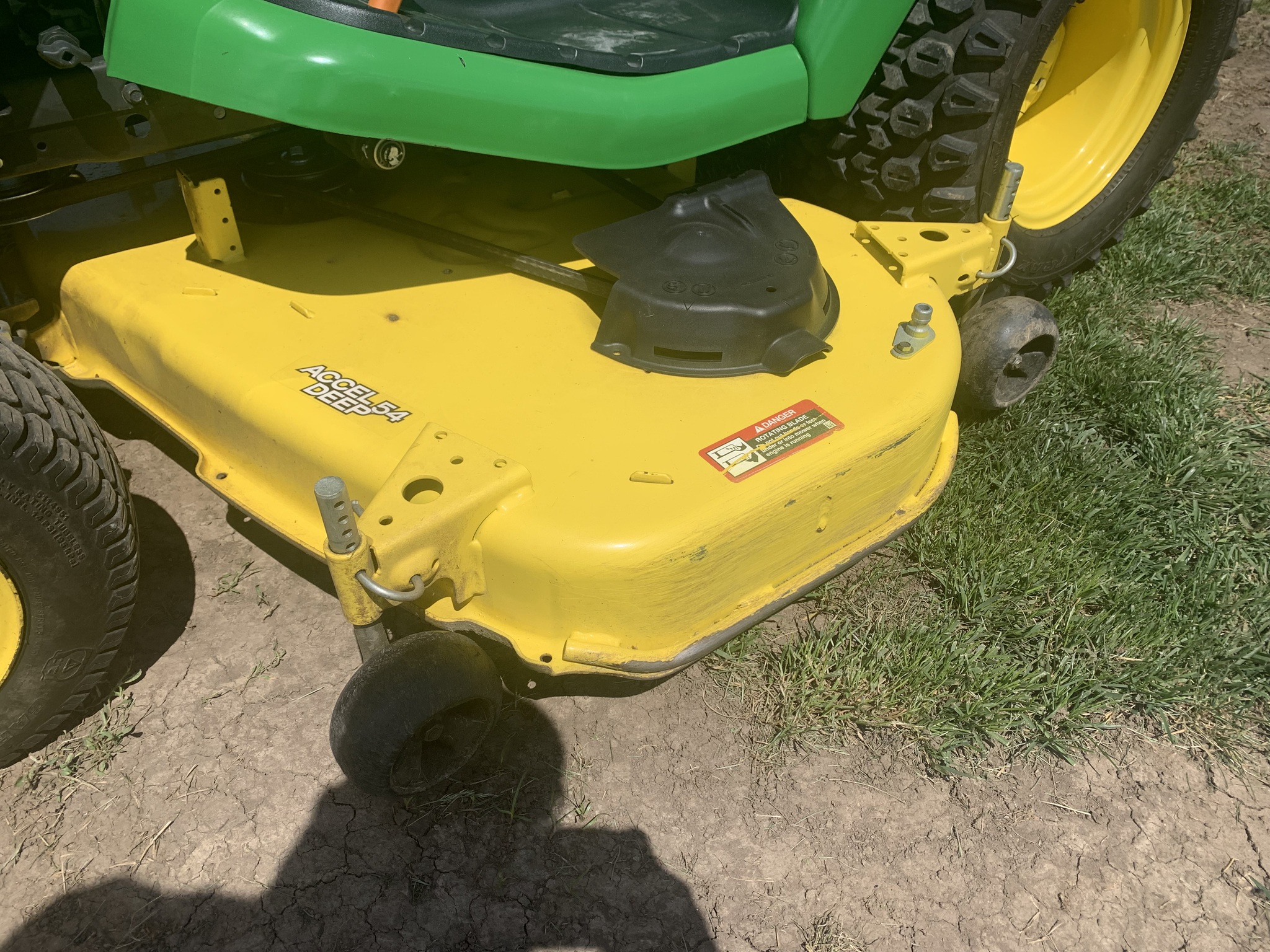  2022 John Deere X580 at Heritage Tractor in Smithville, MO