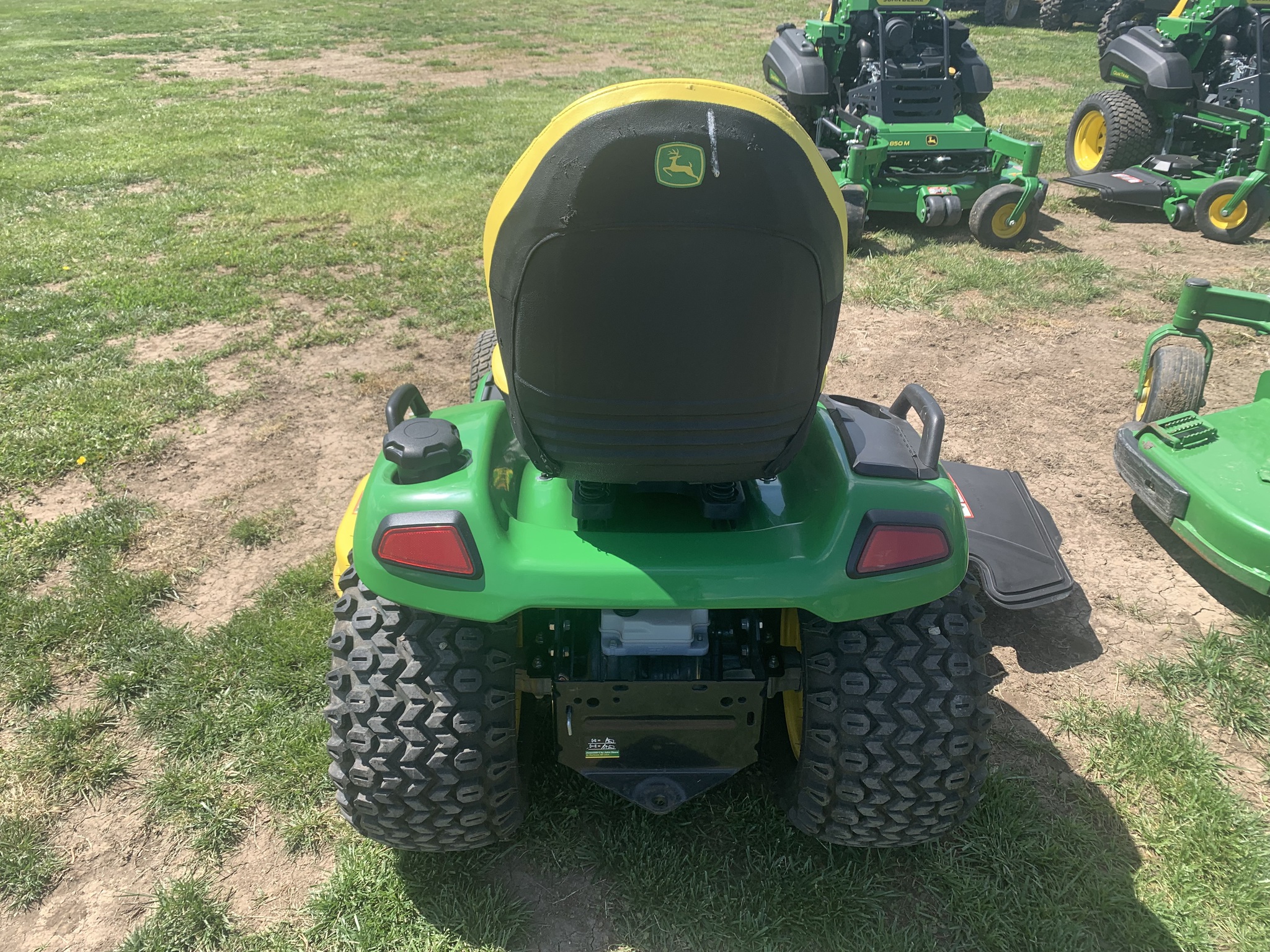  2022 John Deere X580 at Heritage Tractor in Smithville, MO