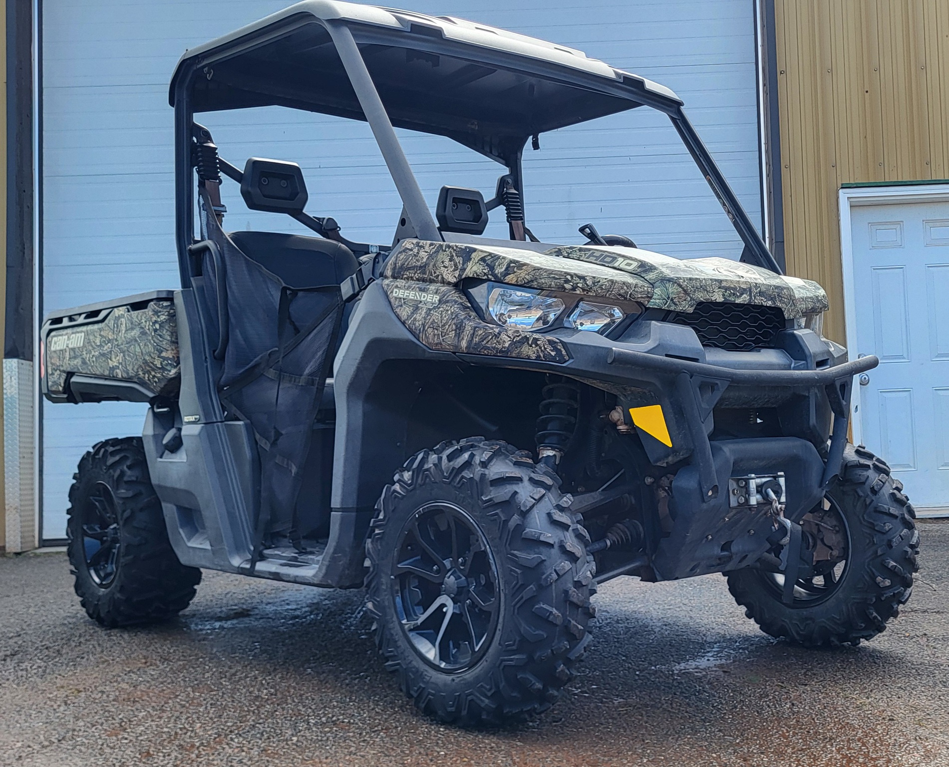 2018 Can-Am DEFENDER XT HD10 Image 1