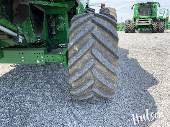 Photo of 2025 John Deere S7 800