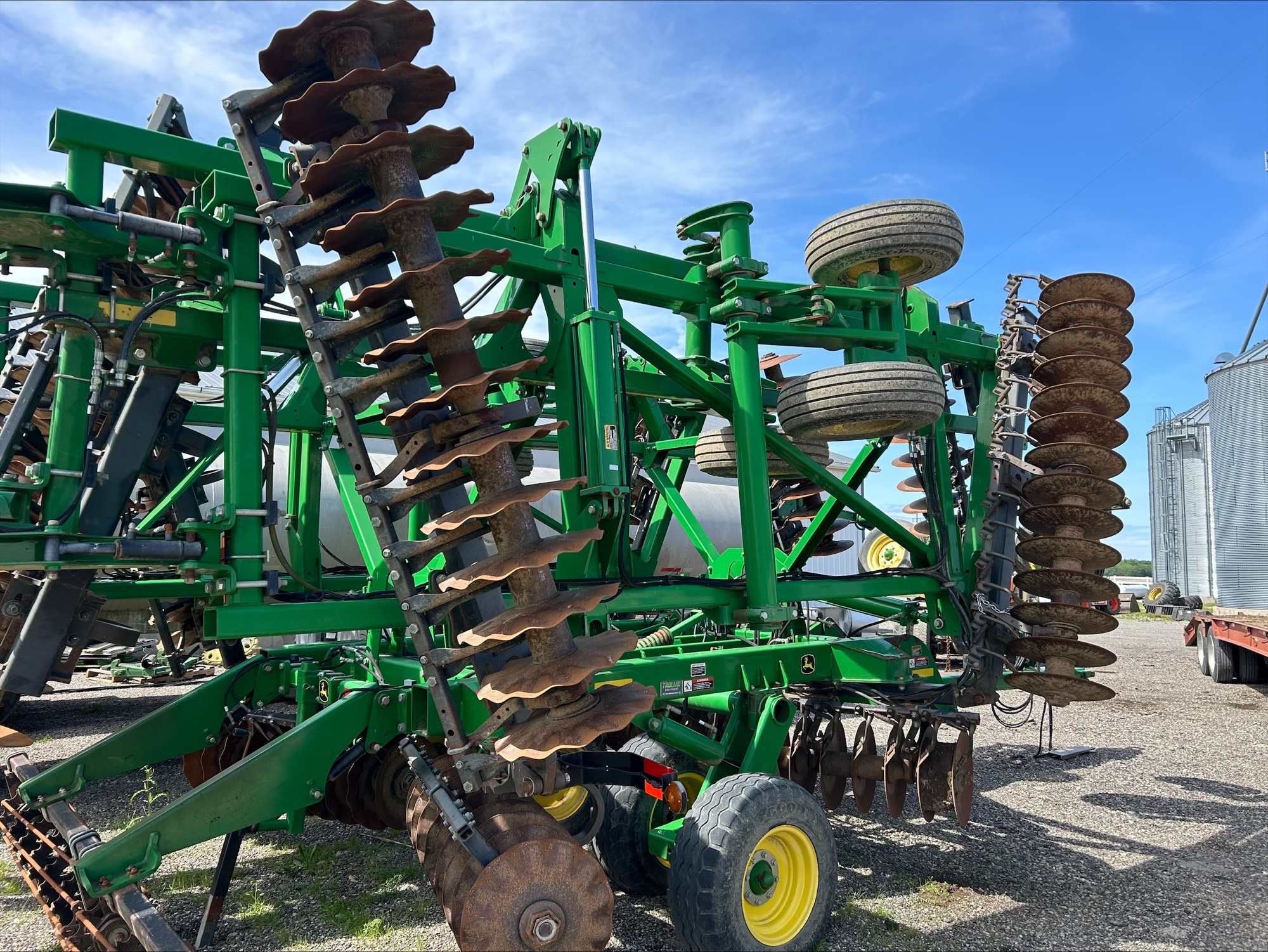 2013 John Deere 2623VT Image 5