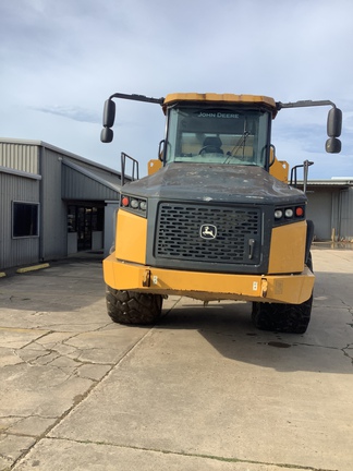 2022 John Deere 260E
