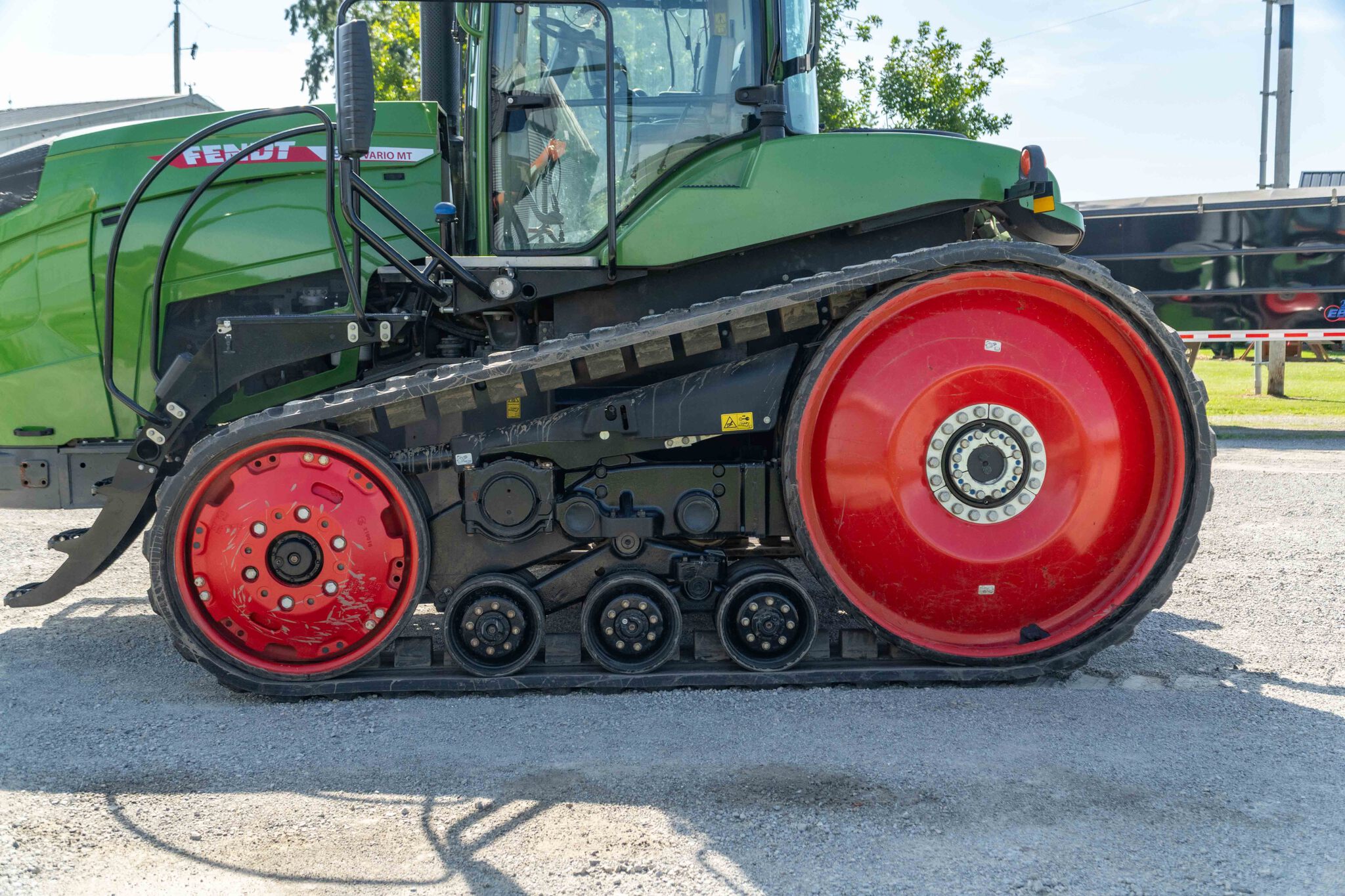 Used 2022 Fendt 940 Vario MT Track Tractors at Koenig Equipment in Anna, OH - PhotoXL17
