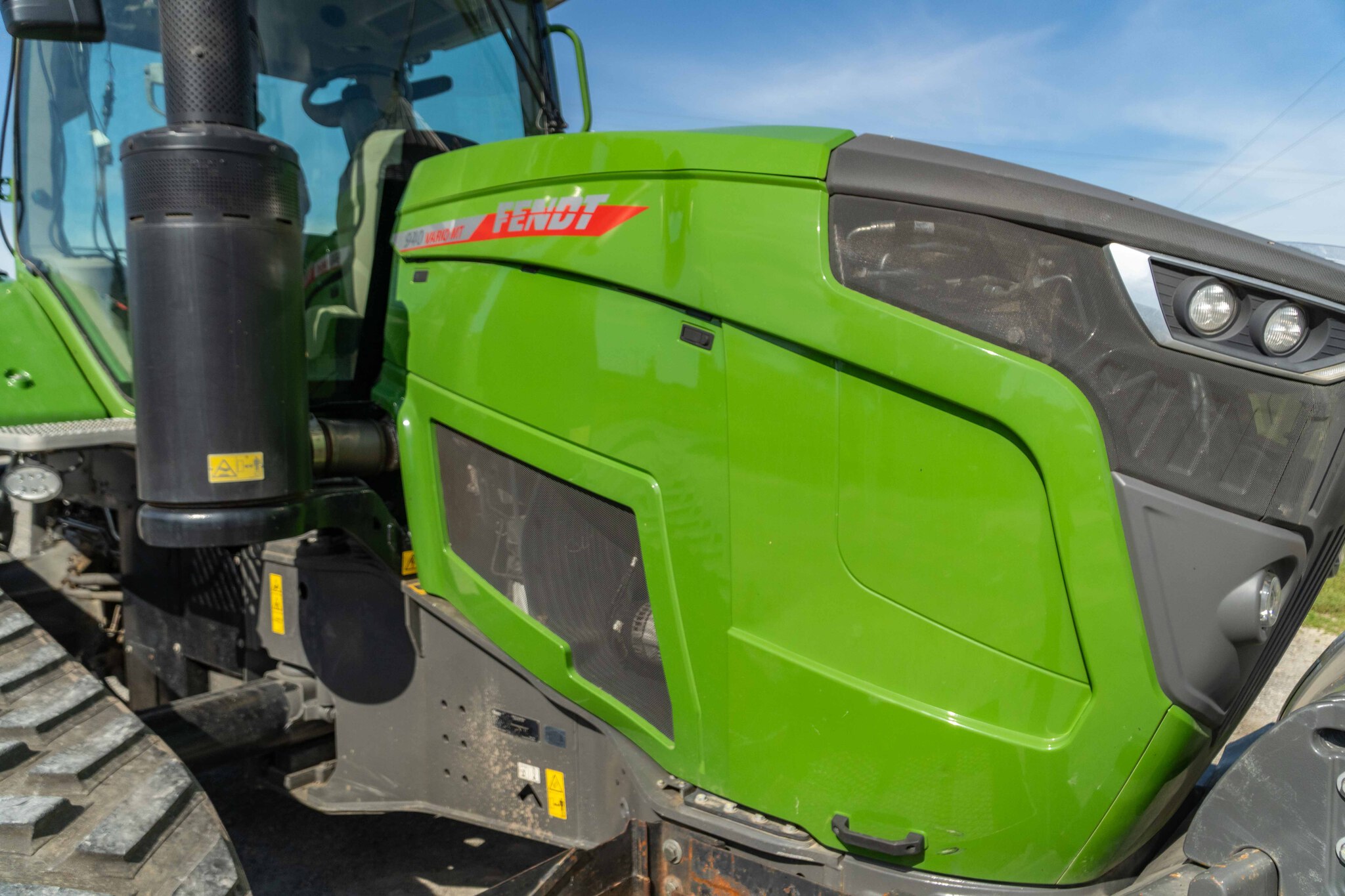 Used 2022 Fendt 940 Vario MT Track Tractors at Koenig Equipment in Anna, OH - PhotoXL28