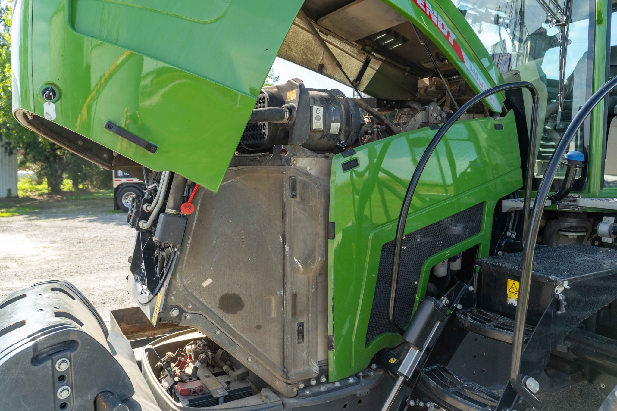 Used 2022 Fendt 940 Vario MT Track Tractors at Koenig Equipment in Anna, OH - PhotoXL29
