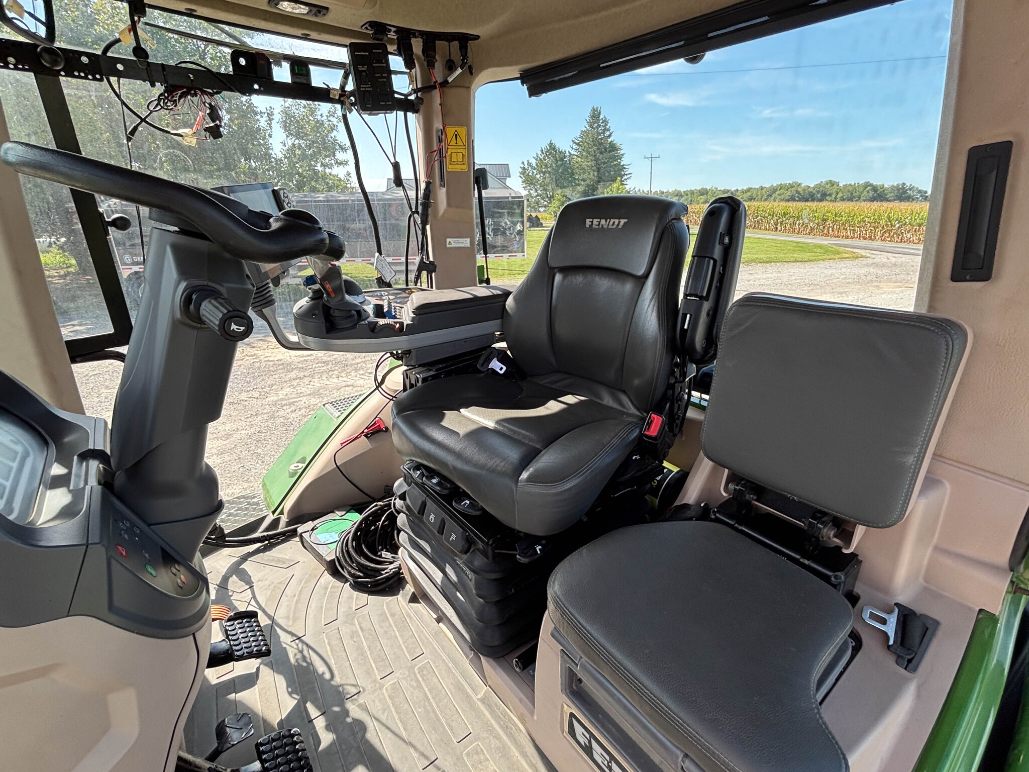 Used 2022 Fendt 940 Vario MT Track Tractors at Koenig Equipment in Anna, OH - PhotoXL33