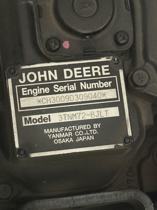Photo of 2011 John Deere X748