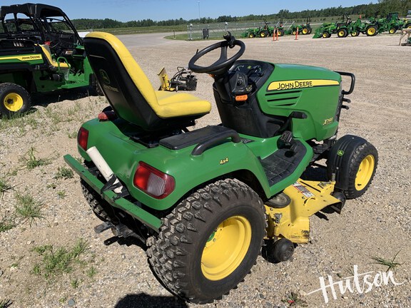 Photo of 2011 John Deere X748