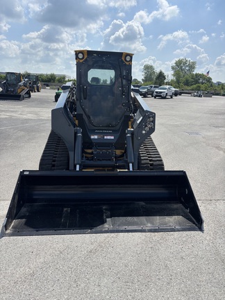 2025 John-Deere 335 P