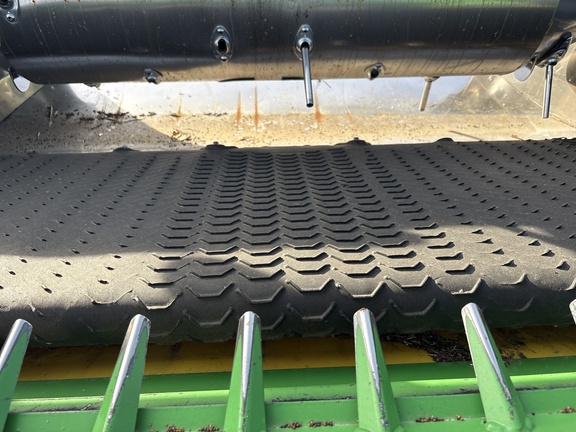 Used 2017 John Deere 640FD Combine Platforms at Horizon Ag & Turf in Lloydminster, AB - Photo9