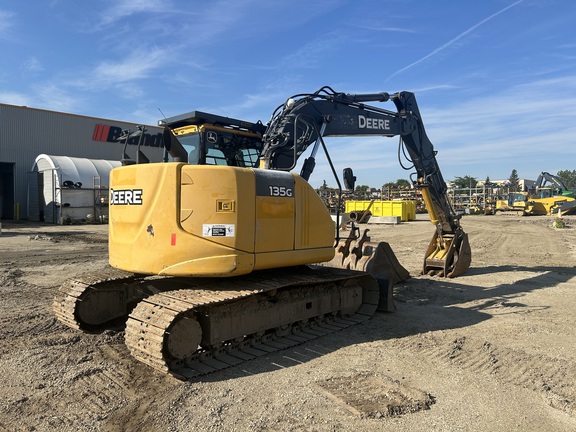 2016 John Deere 135G