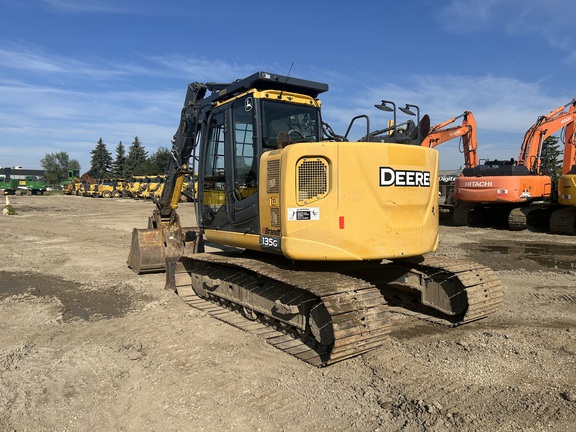 2016 John Deere 135G