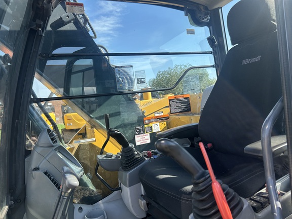 2016 John Deere 135G
