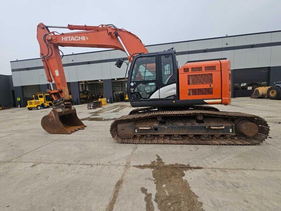 2020 Hitachi ZX345USLC-6