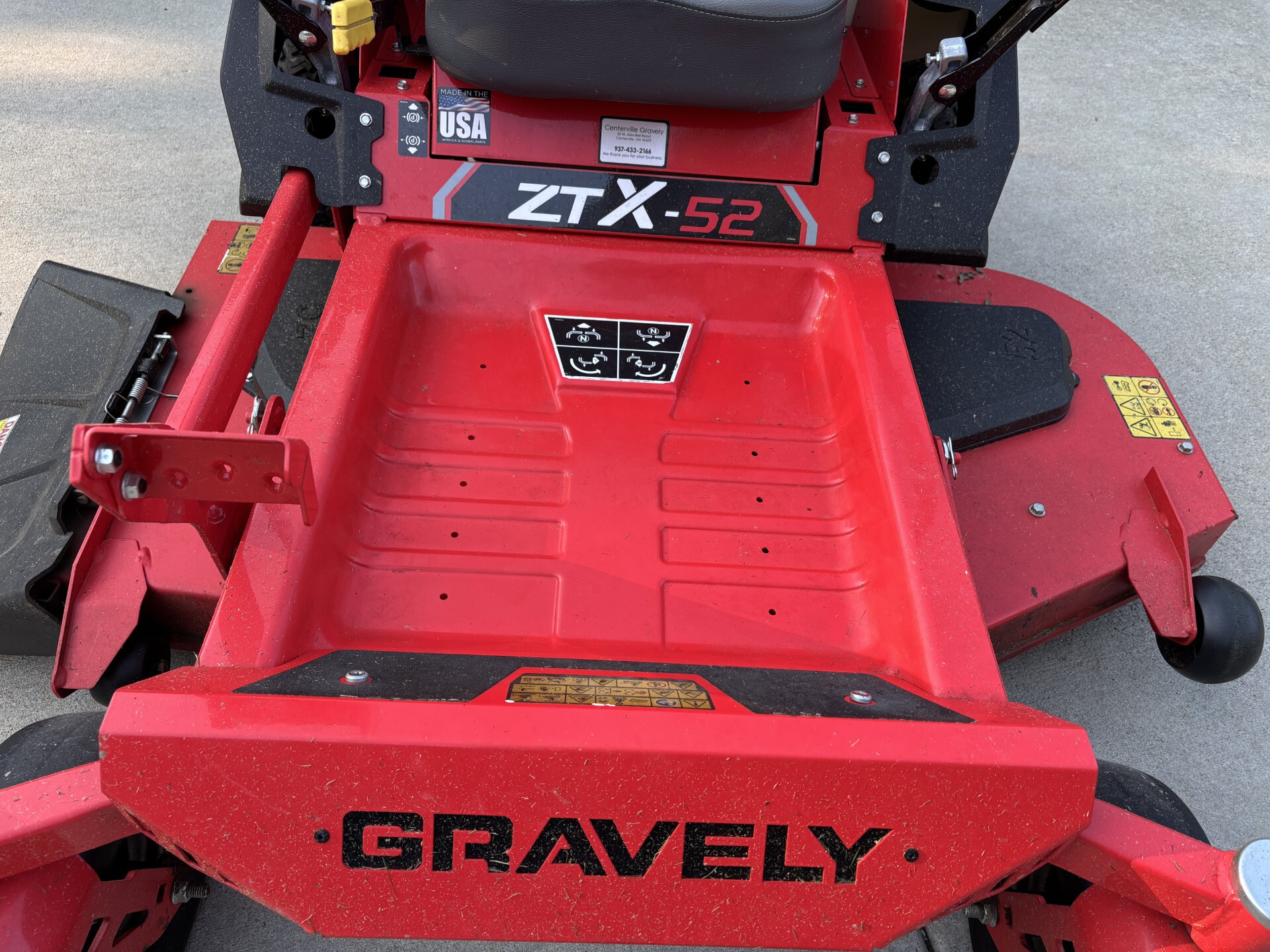 Used 2021 Gravely ZTX52 Zero Turn Mowers at Koenig Equipment in Germantown, OH - PhotoXL5