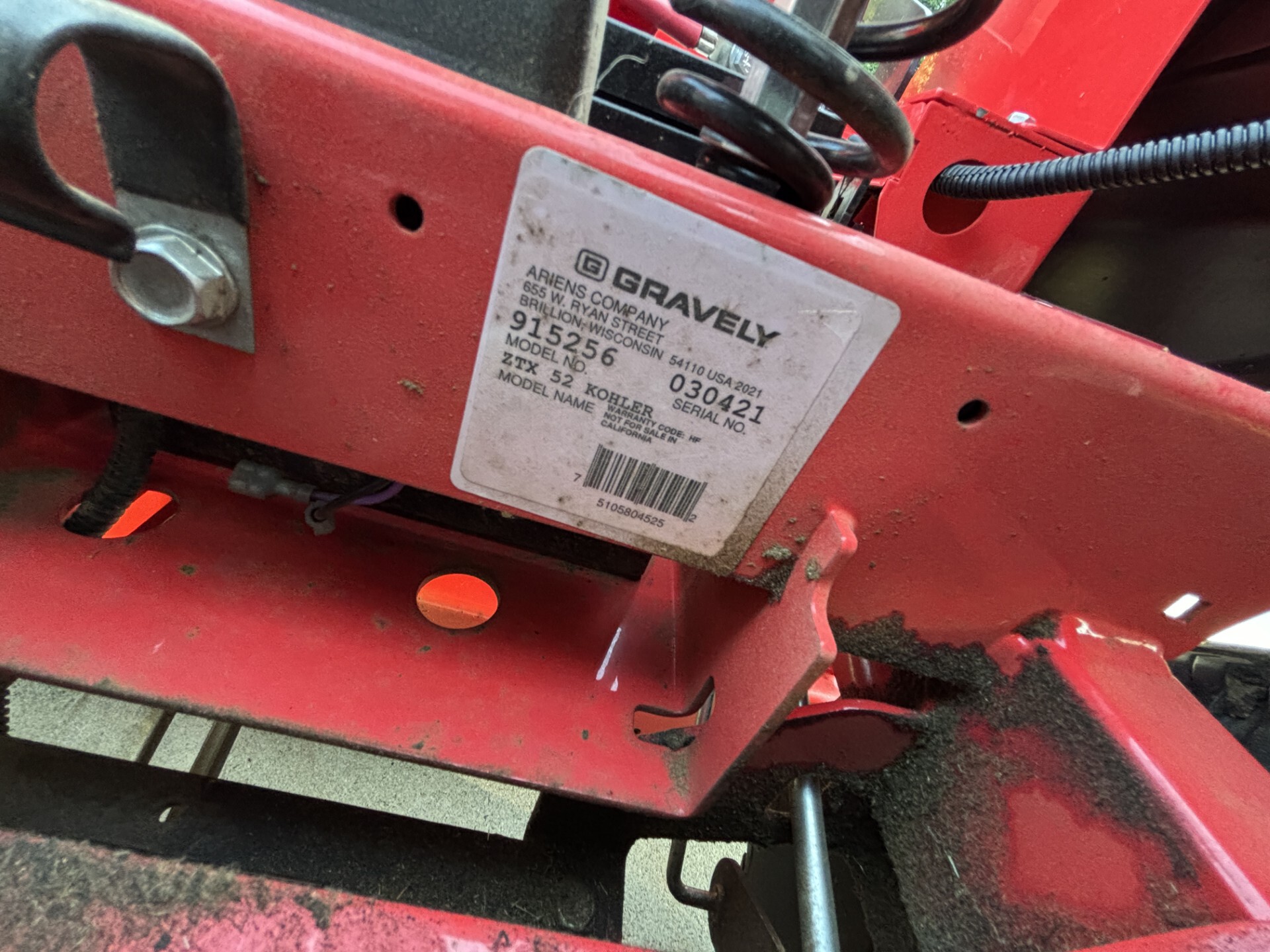 Used 2021 Gravely ZTX52 Zero Turn Mowers at Koenig Equipment in Germantown, OH - PhotoXL3