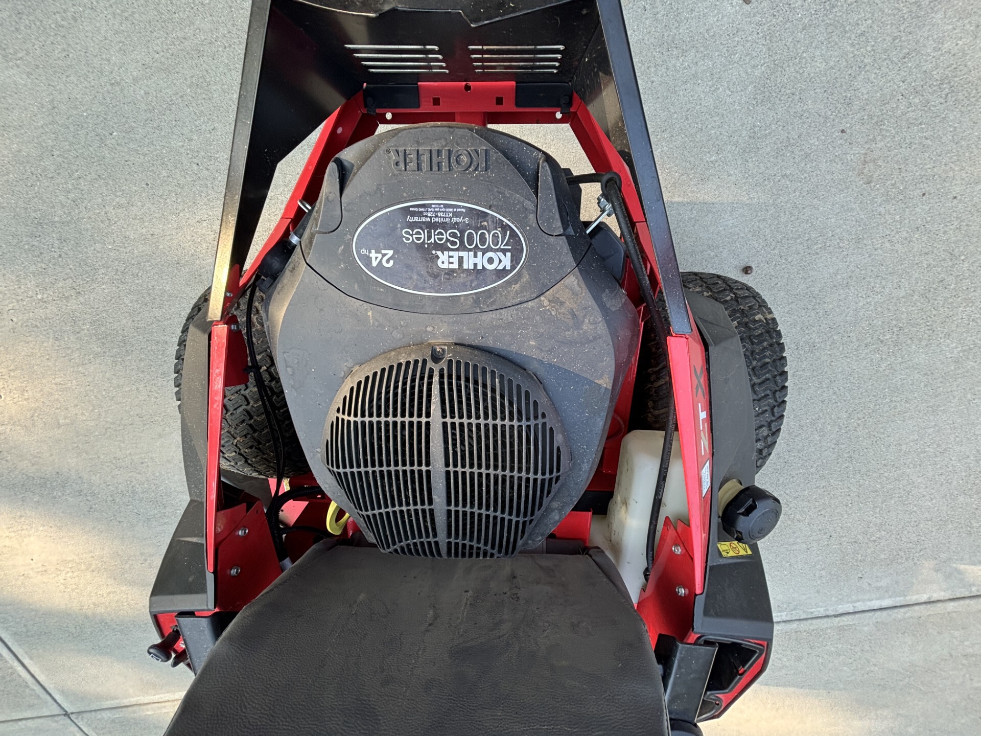 Used 2021 Gravely ZTX52 Zero Turn Mowers at Koenig Equipment in Germantown, OH - PhotoXL1