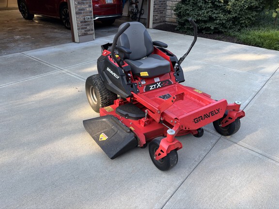 Used 2021 Gravely ZTX52 Zero Turn Mowers at Koenig Equipment in Germantown, OH - Photo17