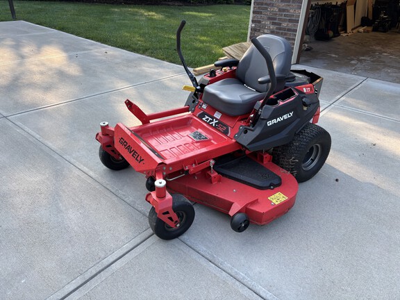 Used 2021 Gravely ZTX52 Zero Turn Mowers at Koenig Equipment in Germantown, OH - Photo16