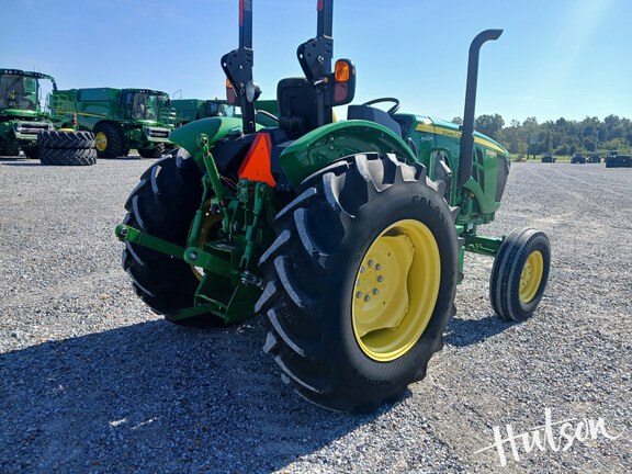 Photo of 2022 John Deere 5045E