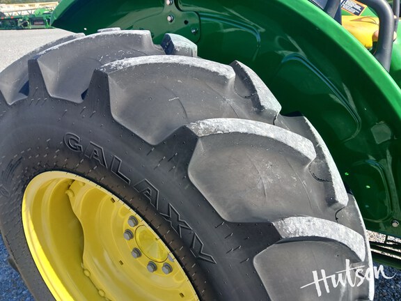 Photo of 2022 John Deere 5045E